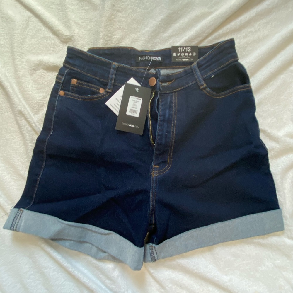 Fashion nova shorts